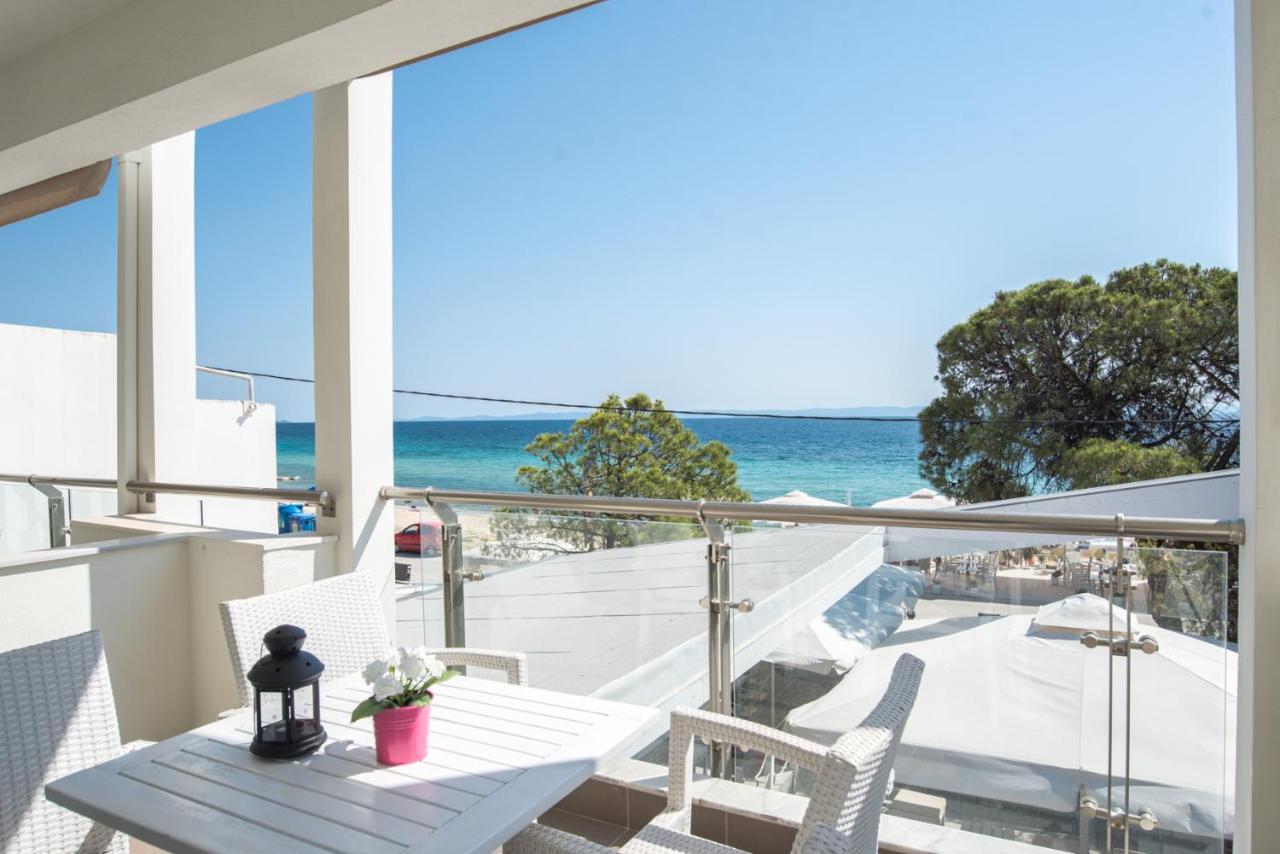 Vertigo Seaside Apartments Никити Экстерьер фото