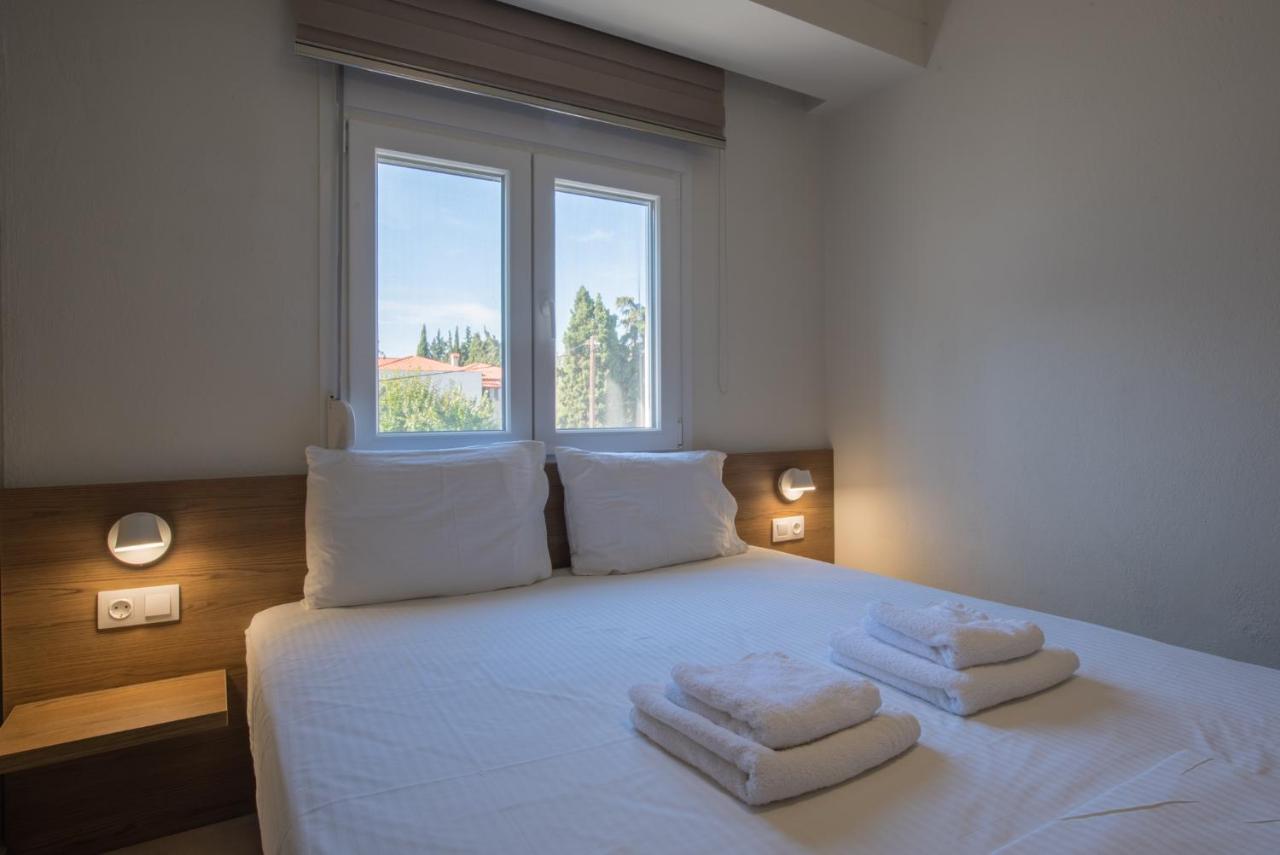 Vertigo Seaside Apartments Никити Экстерьер фото