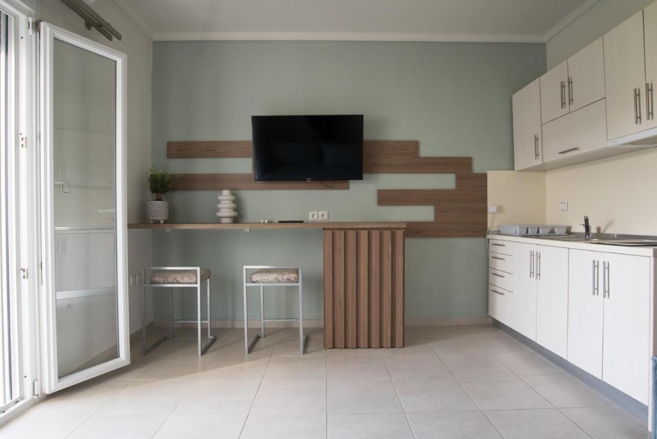 Vertigo Seaside Apartments Никити Экстерьер фото