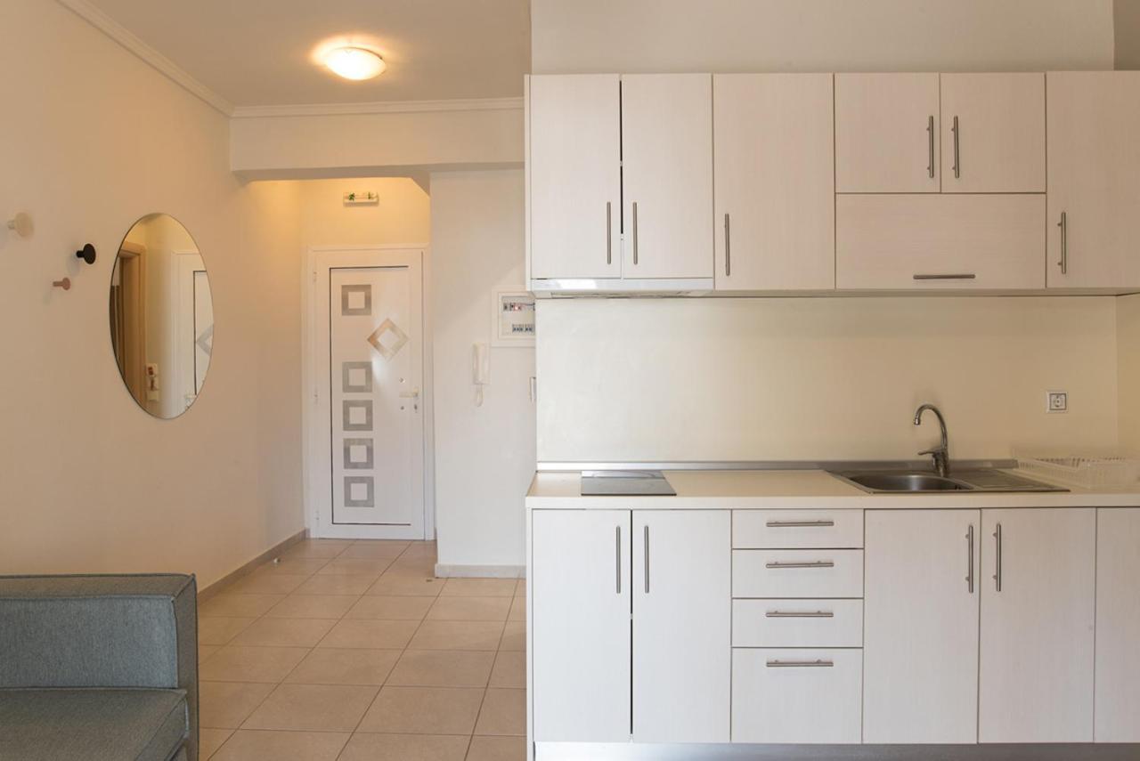 Vertigo Seaside Apartments Никити Экстерьер фото
