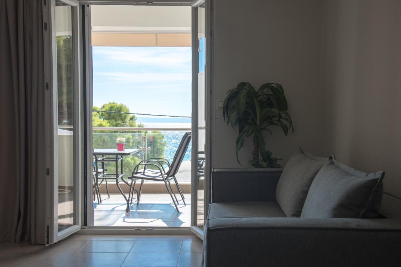 Vertigo Seaside Apartments Никити Экстерьер фото
