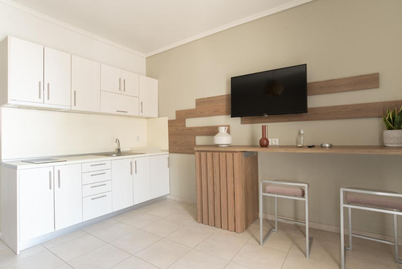 Vertigo Seaside Apartments Никити Экстерьер фото