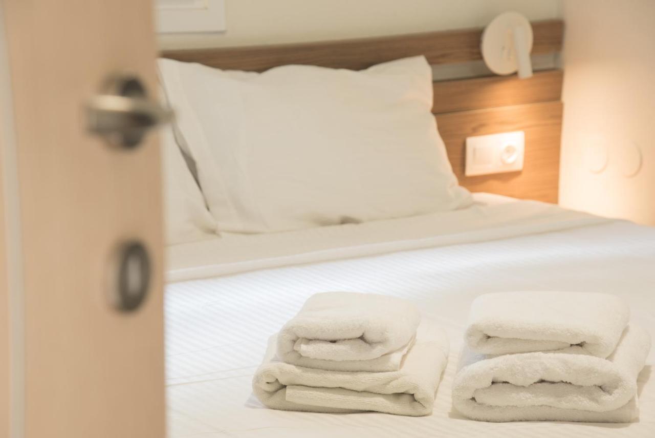 Vertigo Seaside Apartments Никити Экстерьер фото